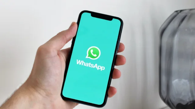 How to record a WhatsApp call on iPhone